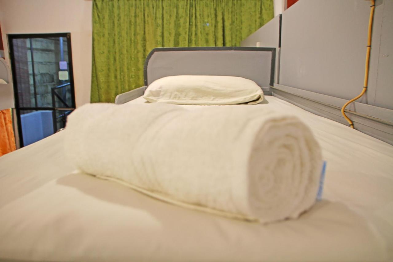 Mario'S Travellers Inn Coron Zewnętrze zdjęcie