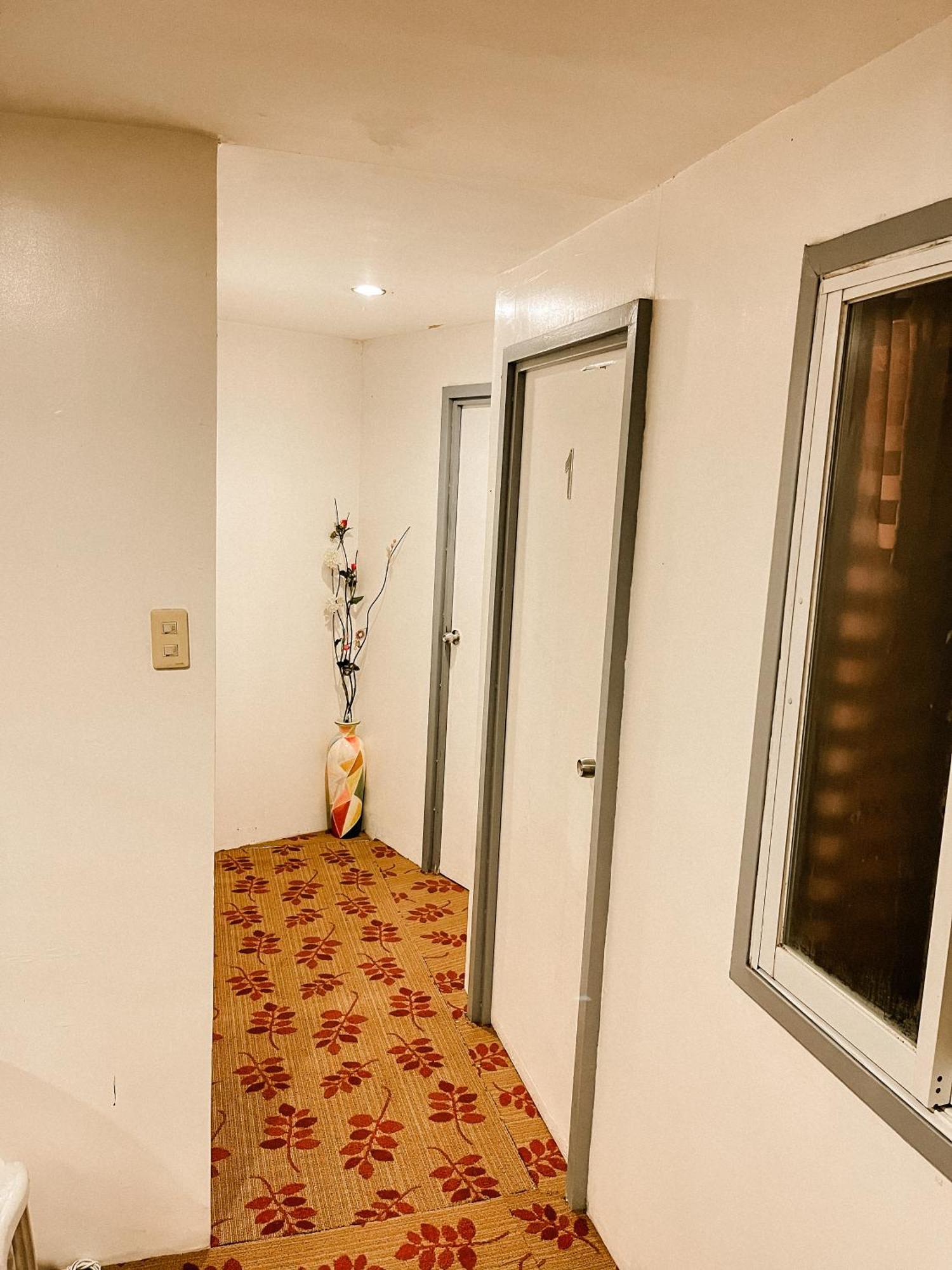 Mario'S Travellers Inn Coron Zewnętrze zdjęcie