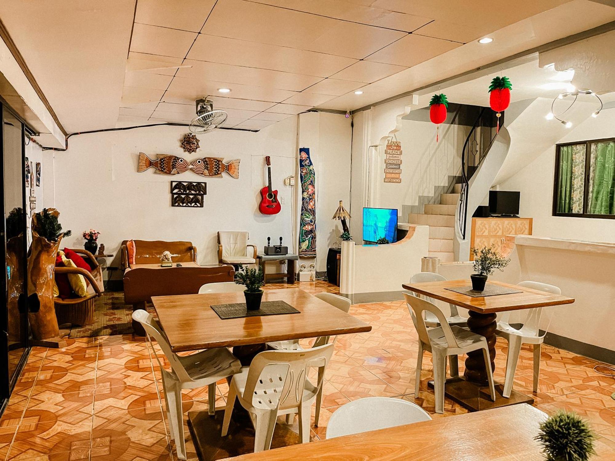 Mario'S Travellers Inn Coron Zewnętrze zdjęcie
